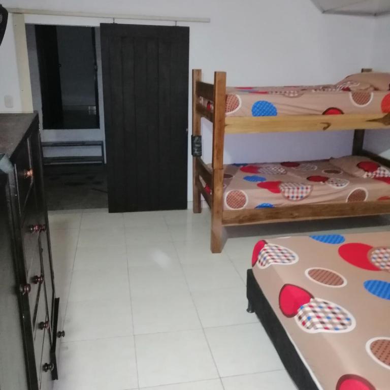 Hotel low cost - Habitación Deluxe - 4