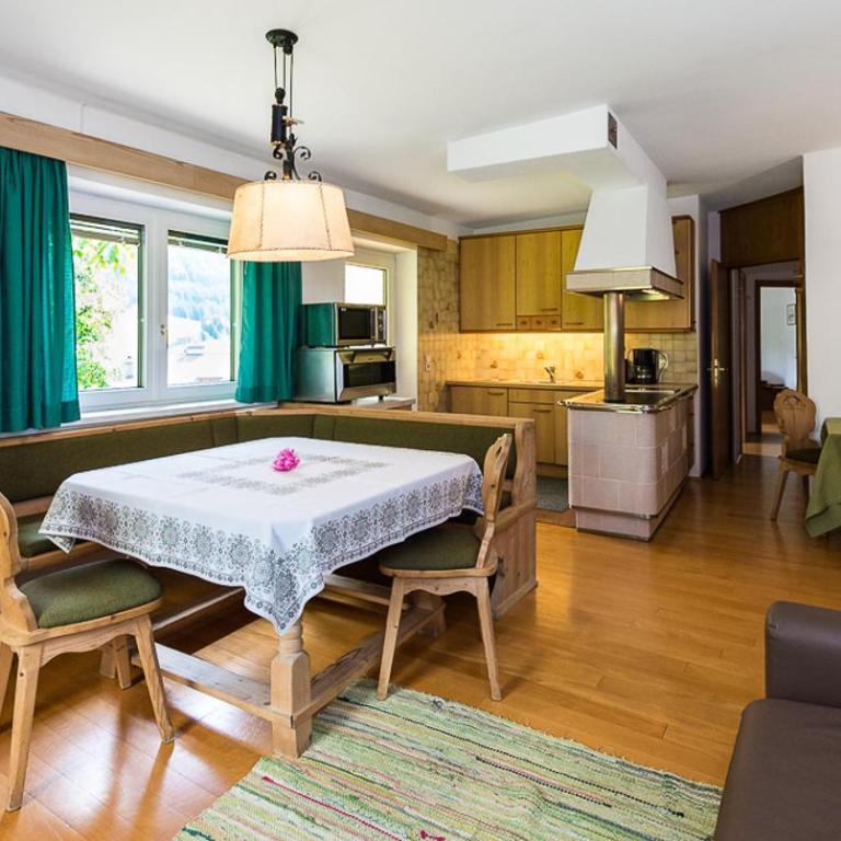 AppartChalet LA RONDULA - 100m from Seceda - Villa con 2 Camere da Letto e con Giardino - 2