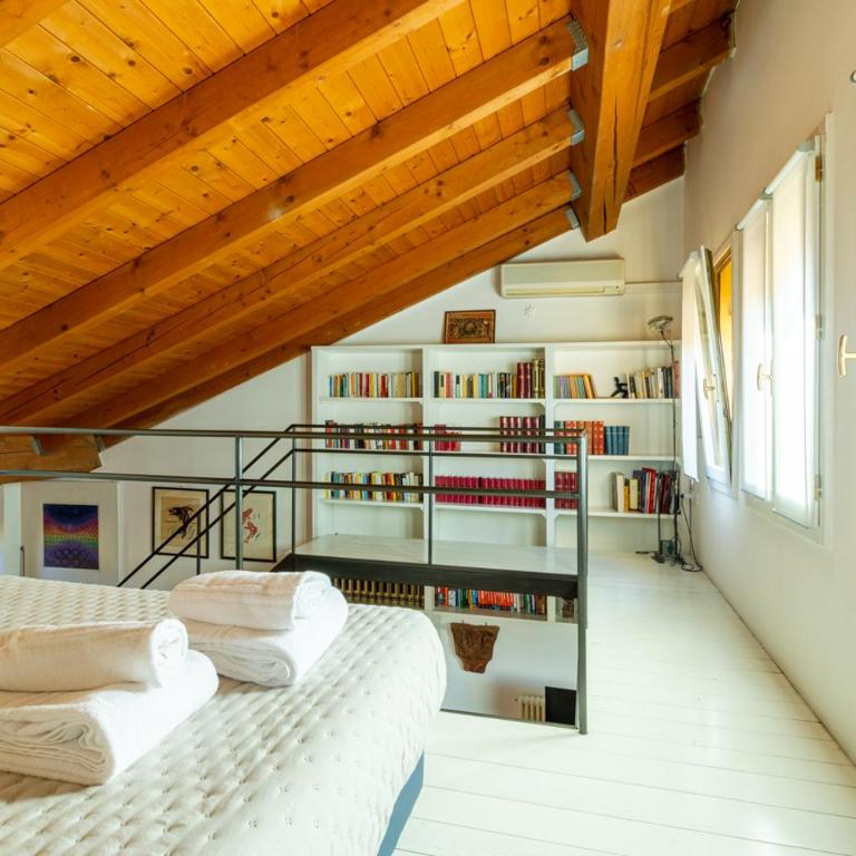 Casa Pegaso in Canton de Fiori - One-Bedroom Apartment - 5