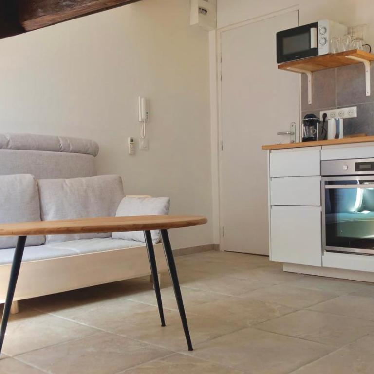 Petit Studio Cannes - 5min Plages & Gare & Palais des Festivals - Climatisation - Monolocale - 1