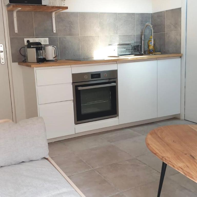 Petit Studio Cannes - 5min Plages & Gare & Palais des Festivals - Climatisation - Monolocale - 5
