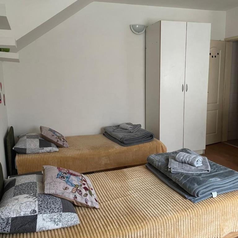 Journey Home - Četvorokrevetna Soba sa Sopstvenim Kupatilom - 13