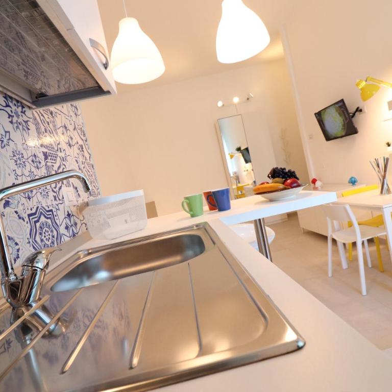 Appartamenti Via Faccolli zona centro Otranto - Casa con 1 Camera da Letto - 13