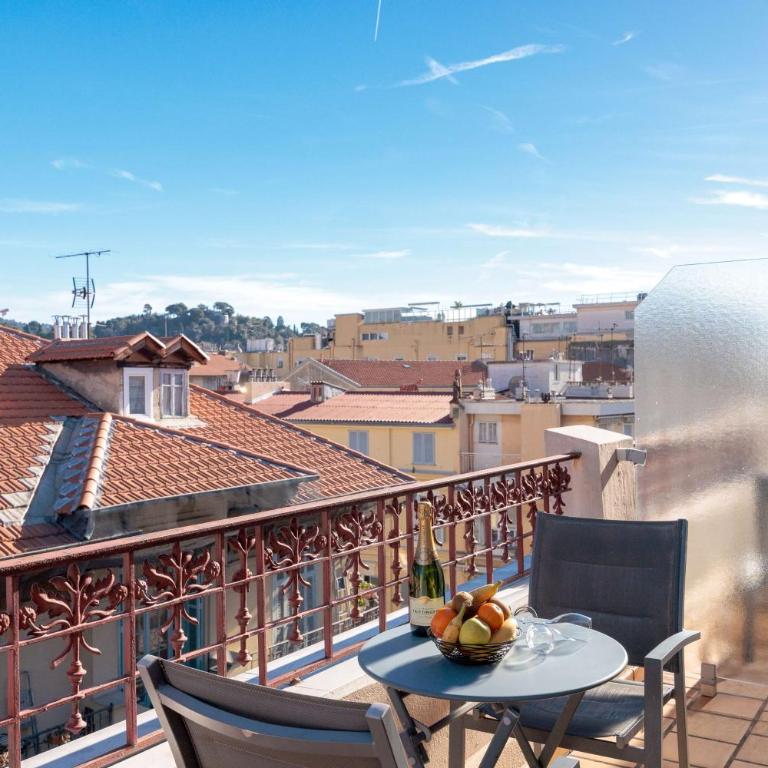 Best Western Plus Hôtel Massena Nice - Chambre King de Luxe avec Terrasse - 6