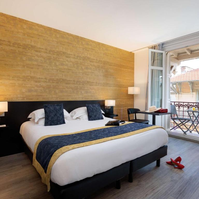 Best Western Plus Hôtel Massena Nice - Chambre Lit King-Size Deluxe avec Balcon - 7