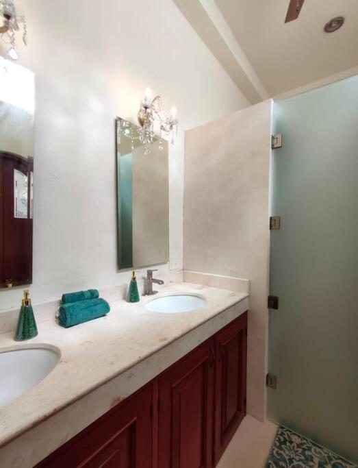 Casa Violeta - Two-Bedroom House - 31