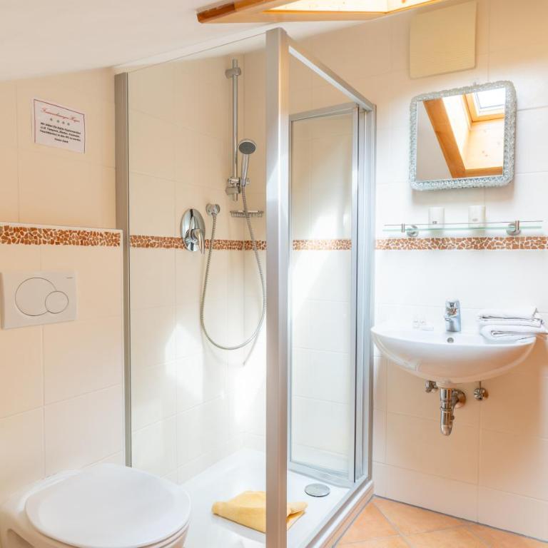 Gästehaus Hagen - Apartment mit Blick auf die Berge - 4