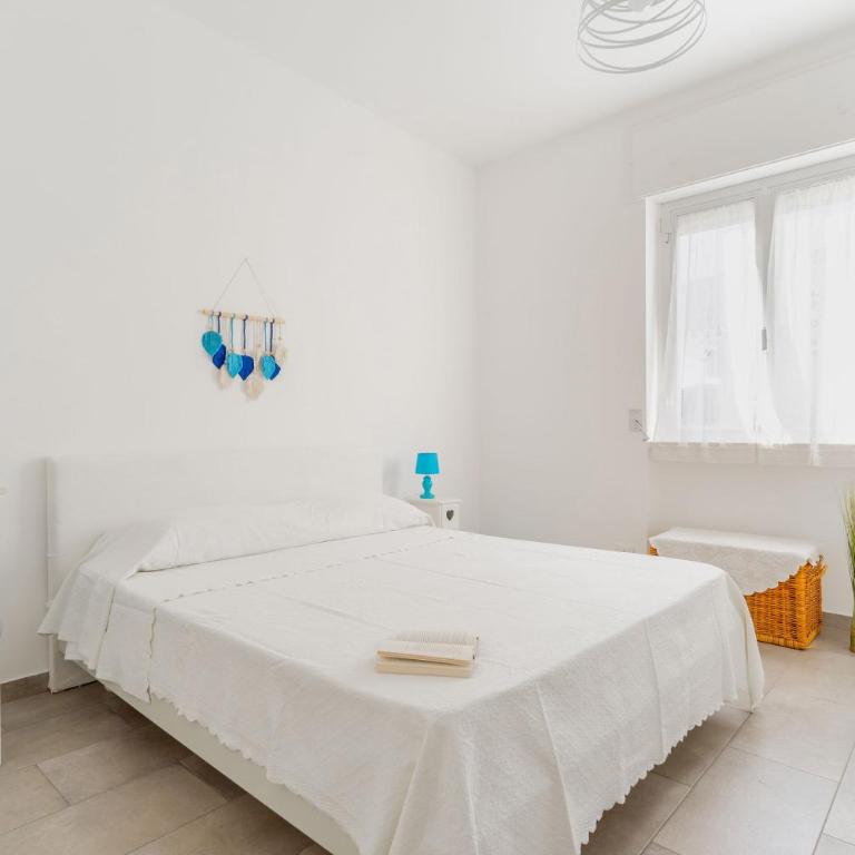 Terrazza vista mare e box auto - Appartamento con 2 Camere da Letto - 18