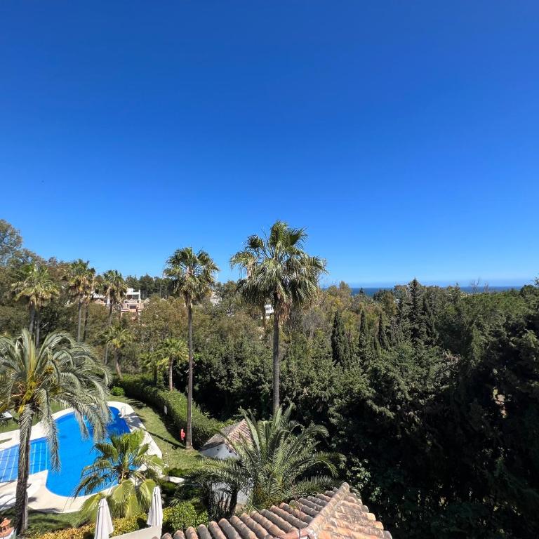 Apartment Marbella Golden Mile - Puente Romano Area - Casa las Mariposas - Three-Bedroom Apartment with Sea View - 77