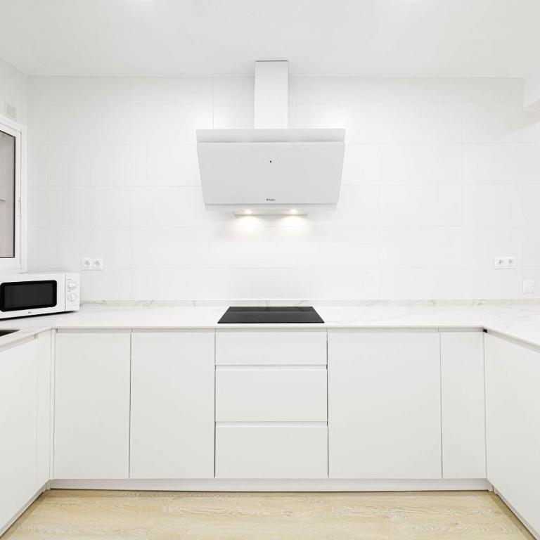Lovely Diego Vergara City Center - Three-Bedroom Apartment - 18