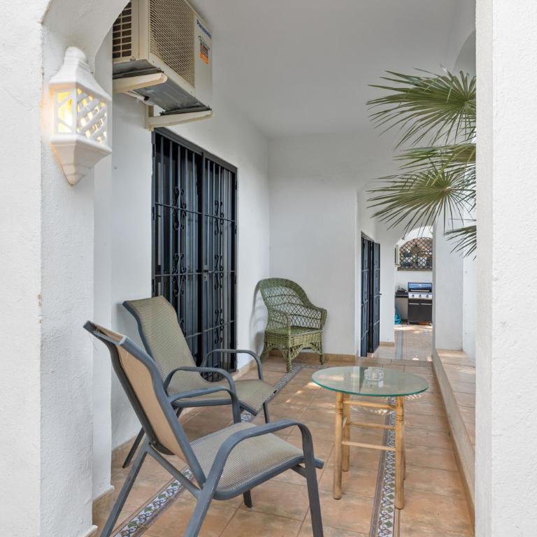 Sierra apt Puerto Banus by Costarentals - Ref M1 - Apartamento con 4 dormitorios - 44