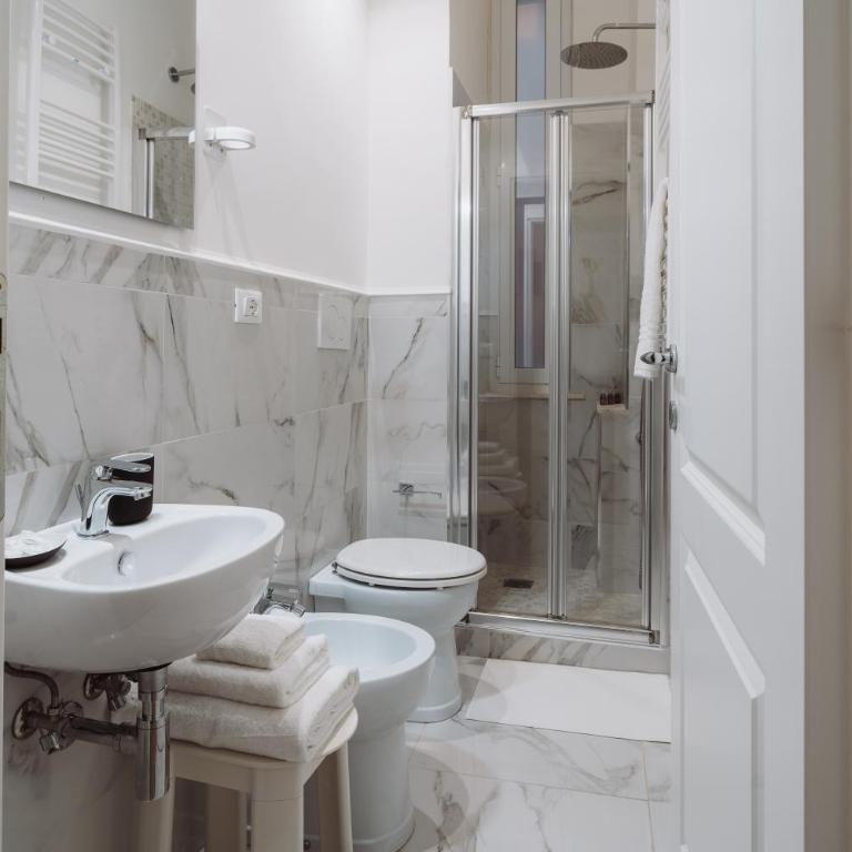 Rooms Genova dei Rolli - Camera Matrimoniale con Bagno Privato - 4