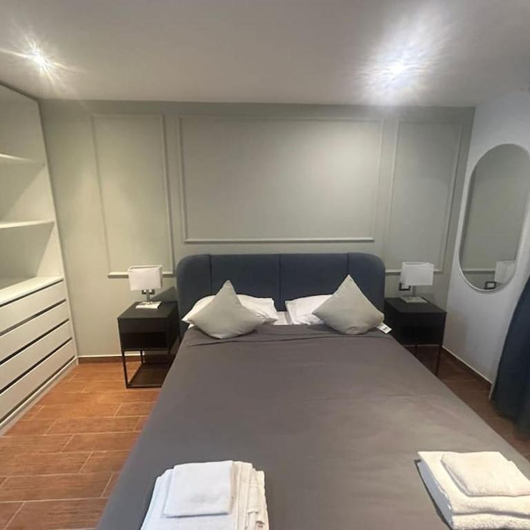 People Apartment in Milan (San Raffaele Hospital) - Appartamento con 2 Camere da Letto - 5