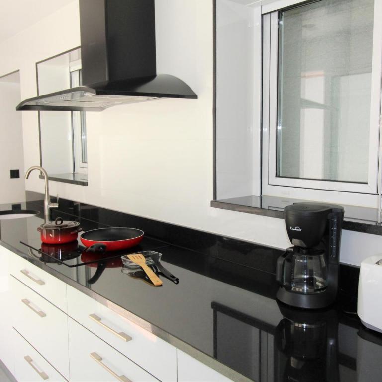 Apartamento Renovado con Terraza - Aire Acondicionado y Garaje Privado - ES-258-12 - Apartment - 17