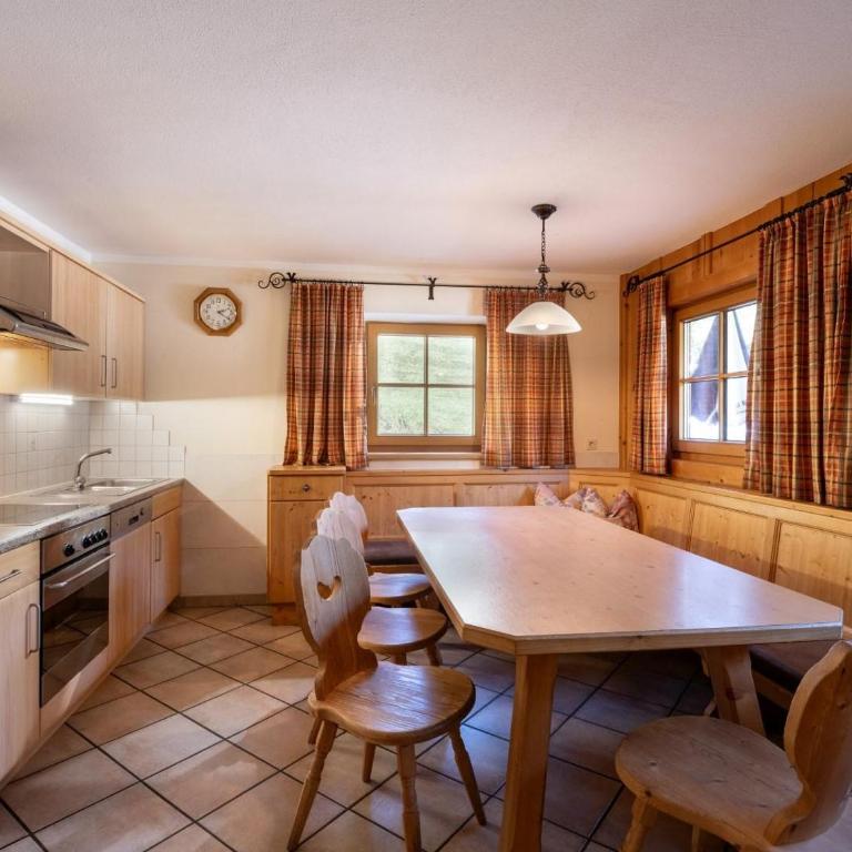 Haus Rainer - Ferienhaus mit Bad - 12