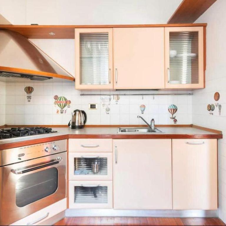 Parcheggio & idromassaggio Brera - Appartamento con 1 Camera da Letto - 13