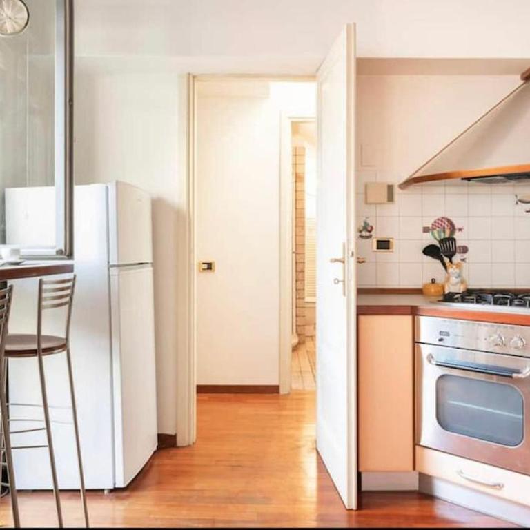 Parcheggio & idromassaggio Brera - Appartamento con 1 Camera da Letto - 14