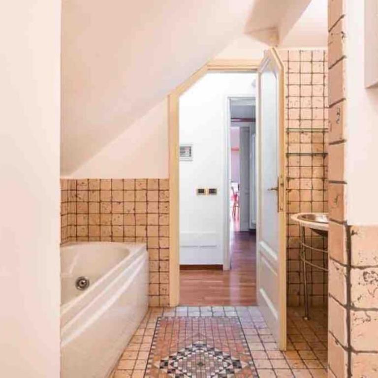 Parcheggio & idromassaggio Brera - Appartamento con 1 Camera da Letto - 21