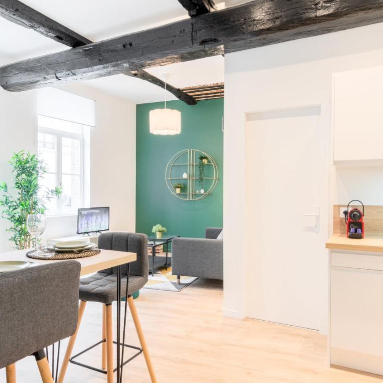 Character apartment in the heart of Old Lille - Apartment - 8
