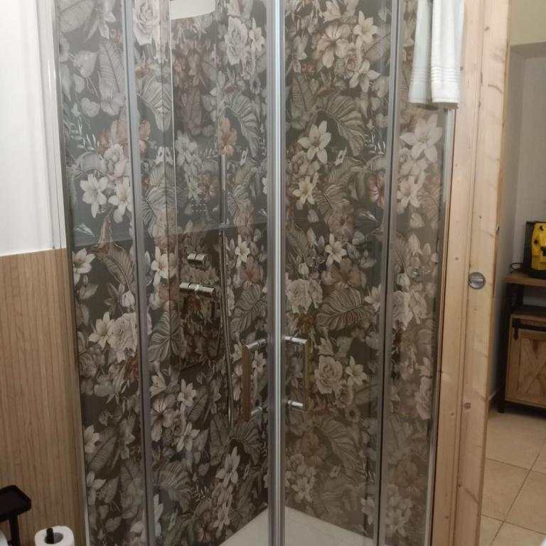 Gina House - Two-Bedroom Apartment - 24