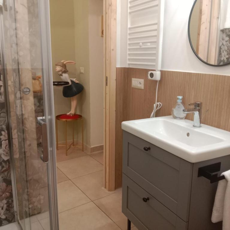 Gina House - Two-Bedroom Apartment - 20