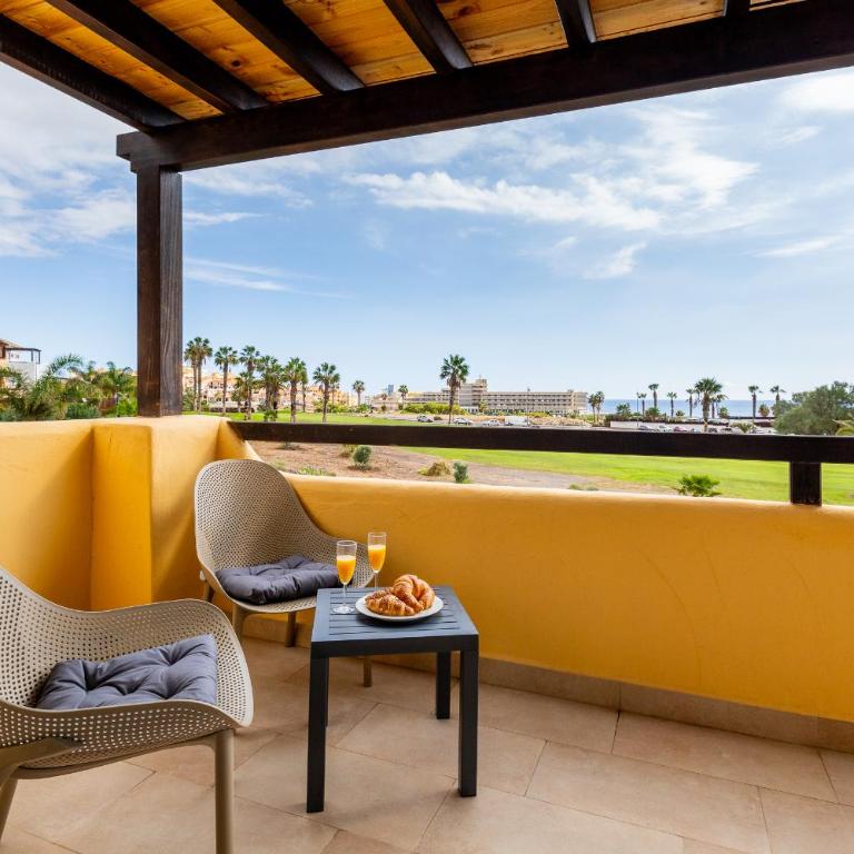 VILLA WITH 4 BEDROOMS AND PRIVATE HEATED POOL - Villa - 38