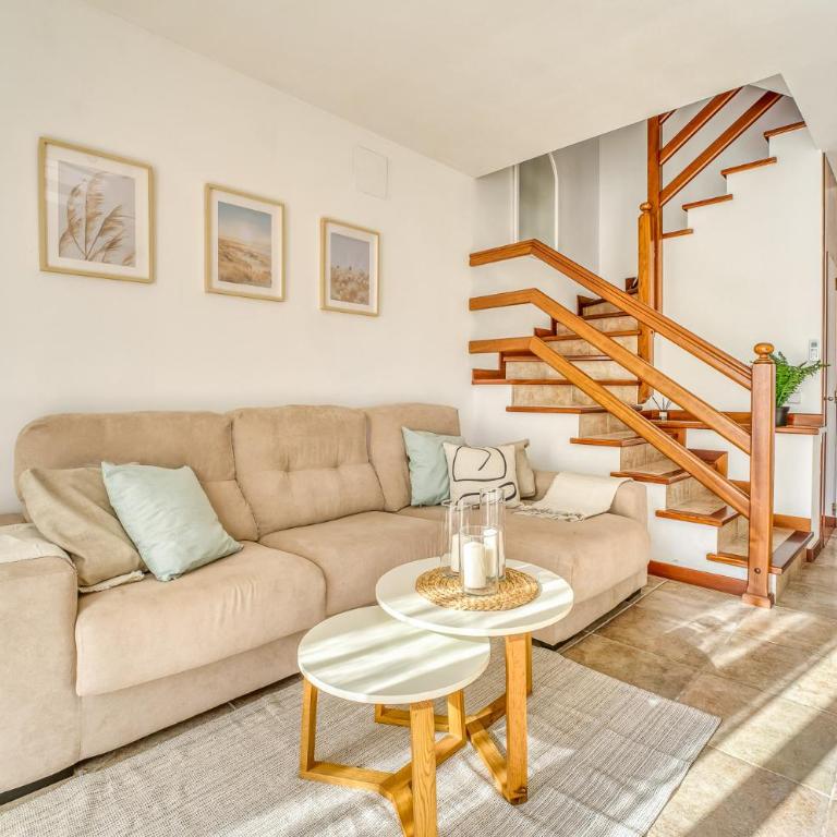 Traumhafte Villa Maricel für 8 Gäste am Meer - Villa - 10