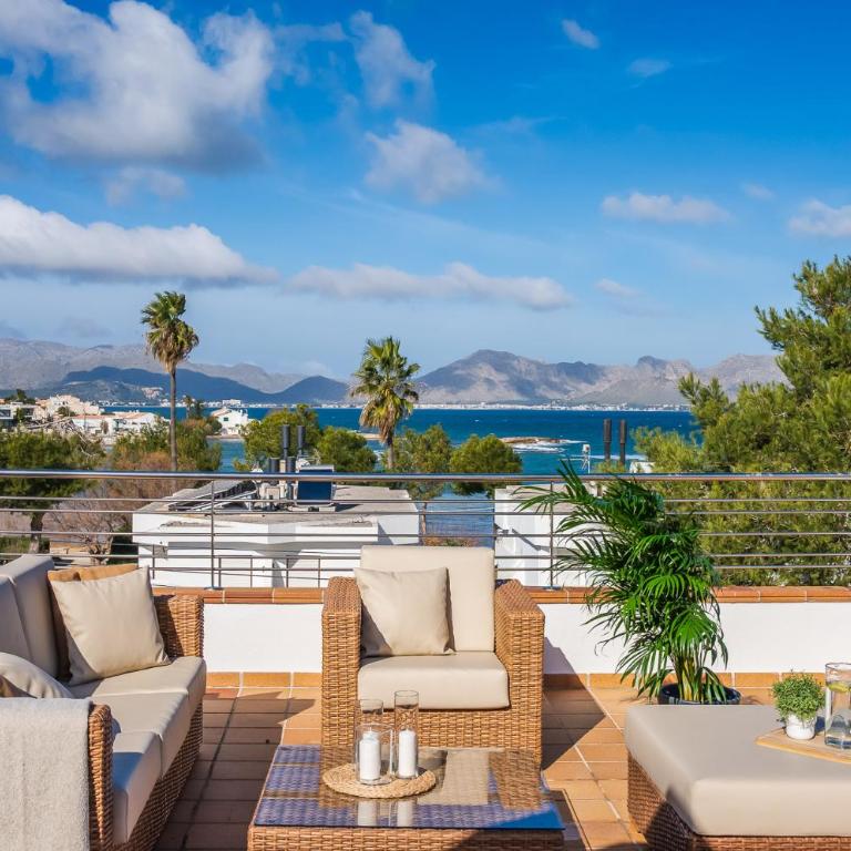 Traumhafte Villa Maricel für 8 Gäste am Meer - Villa - 3