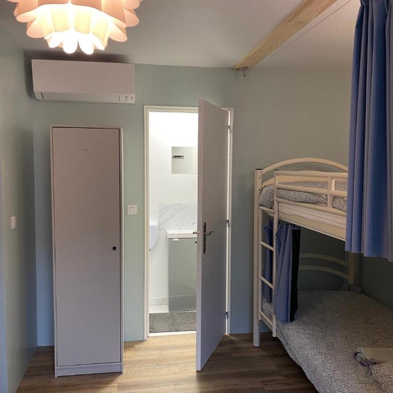 Bohobos Hostel - Lit dans Dortoir pour Femmes de 4 Lits - 4