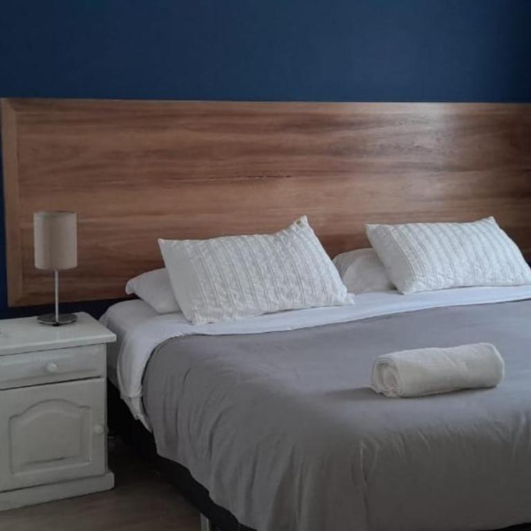 Cantal Bed & Breakfast - Deluxe King Room - 15