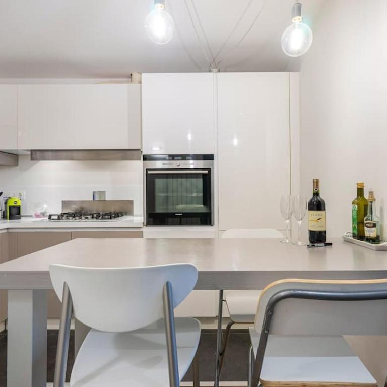 Gio apartment - Free garage - Fortezza da Basso - Appartamento con 1 Camera da Letto - 36