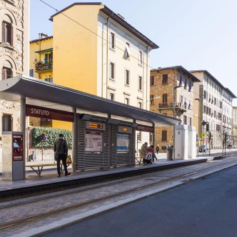 Gio apartment - Free garage - Fortezza da Basso - Appartamento con 1 Camera da Letto - 53