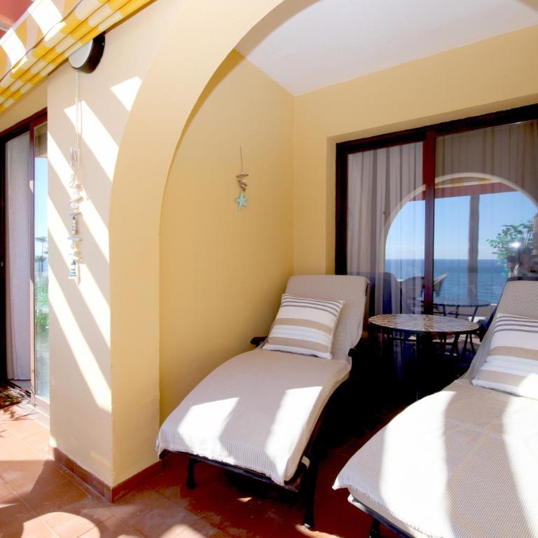 Estepona West Beachfront Apartment JANINE - Apartamento de 2 dormitorios - 4