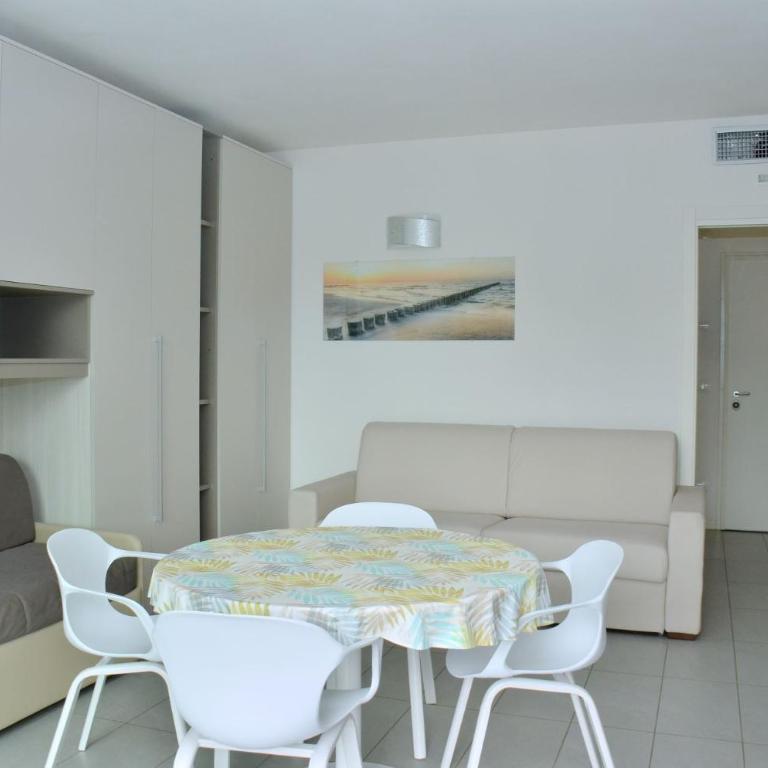 Charming studio apartment with garden view - Studio - 9