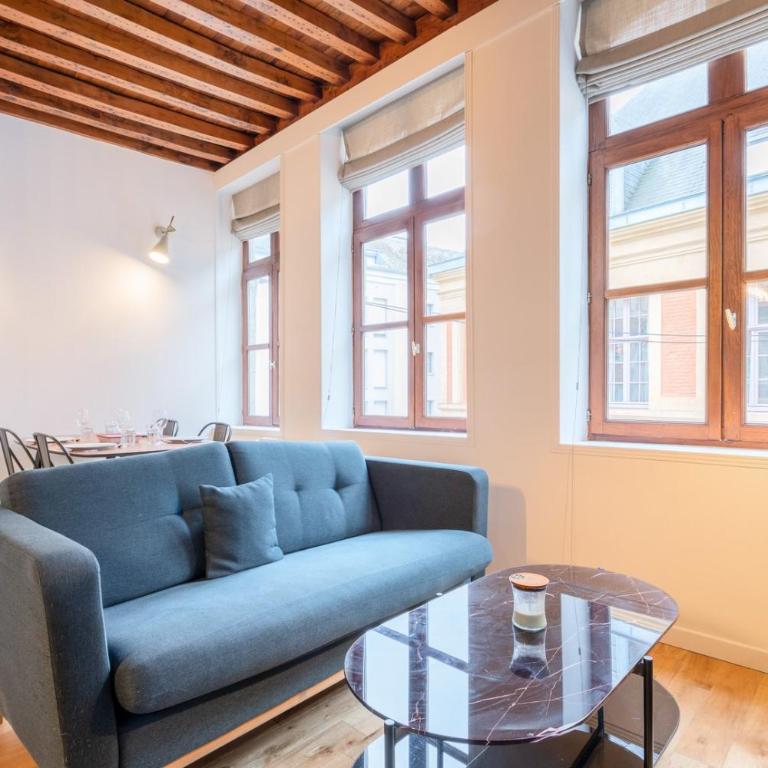 Old Lille apartment with cachet parking - Appartement - 3