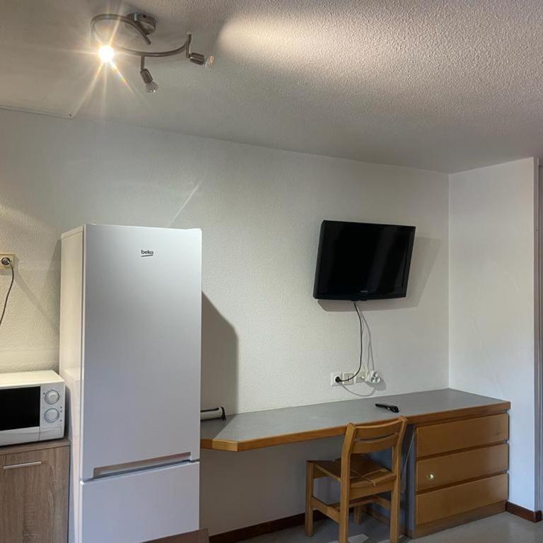 Studio 4 pers avec balcon, wifi, parking, animaux admis - Brides-les-Bains - Studio - 6