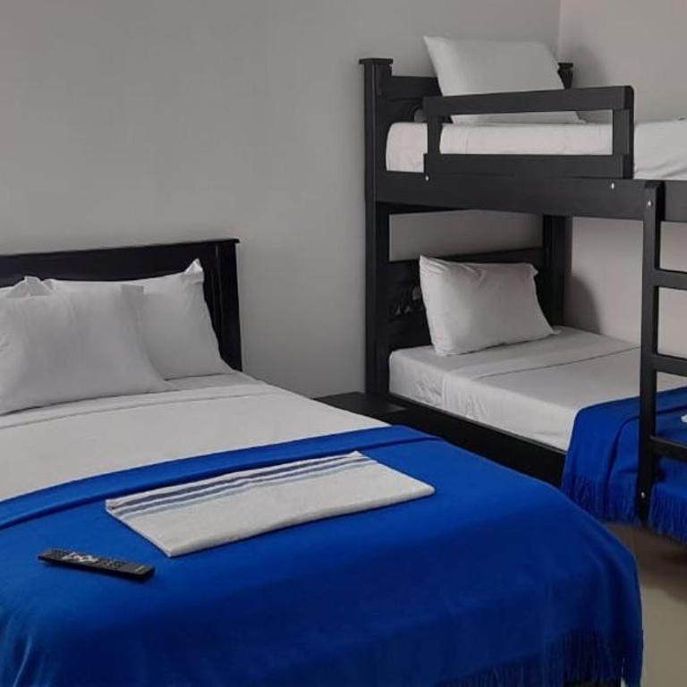 Hotel La Guajira - Centro Historico - Habitación Cuádruple Clásica - 2