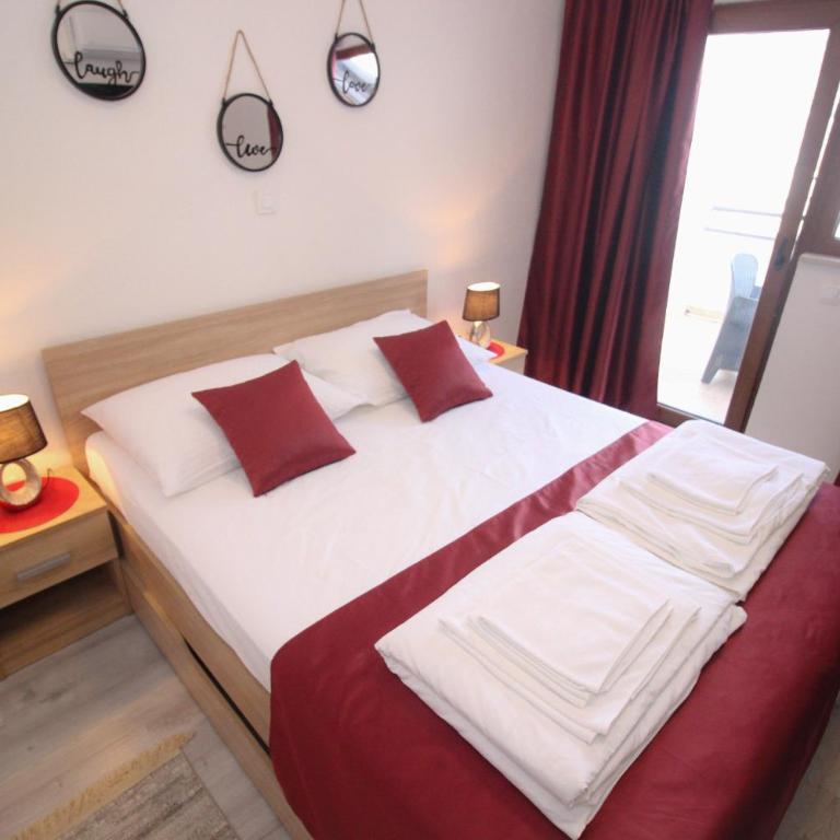 "VILLA DENY" Boutique HOTEL - included "FREE PARKING" - Deluxe Double Room with Balcony - 10