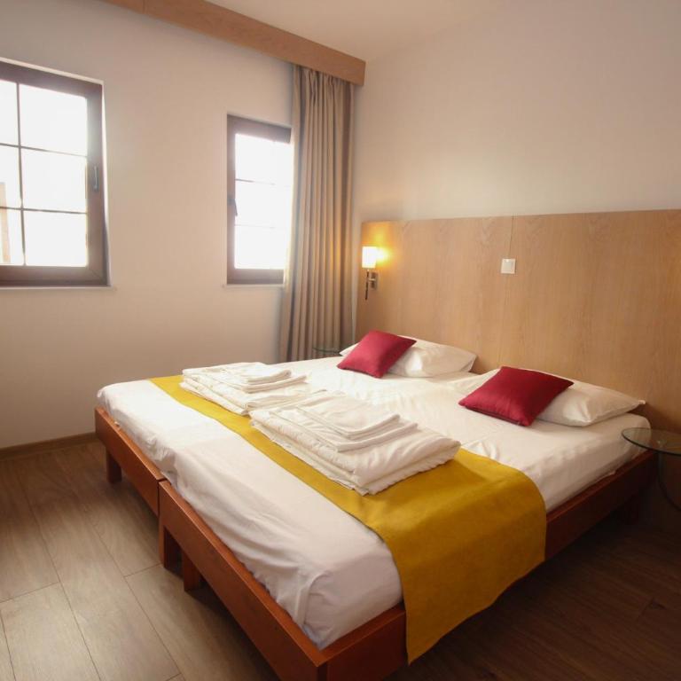 "VILLA DENY" Boutique HOTEL - included "FREE PARKING" - Standard Double Room - 13