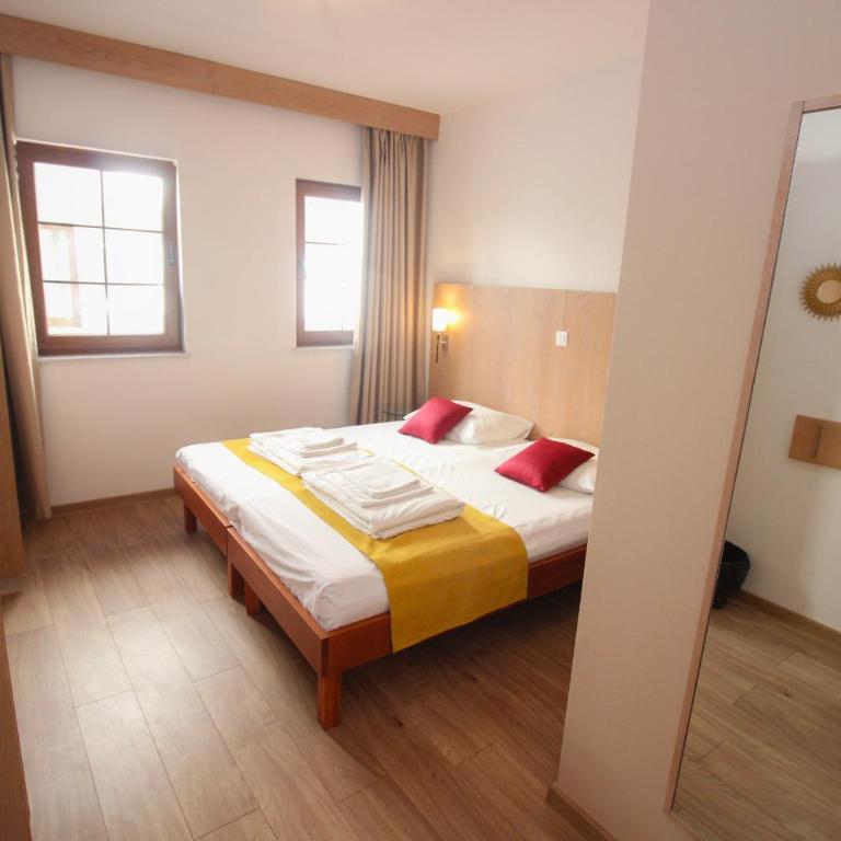 "VILLA DENY" Boutique HOTEL - included "FREE PARKING" - Standard Double Room - 5