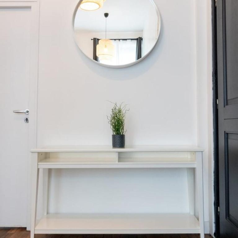 Bright 3-bedroom 2-bathroom flat. - Appartement - 4