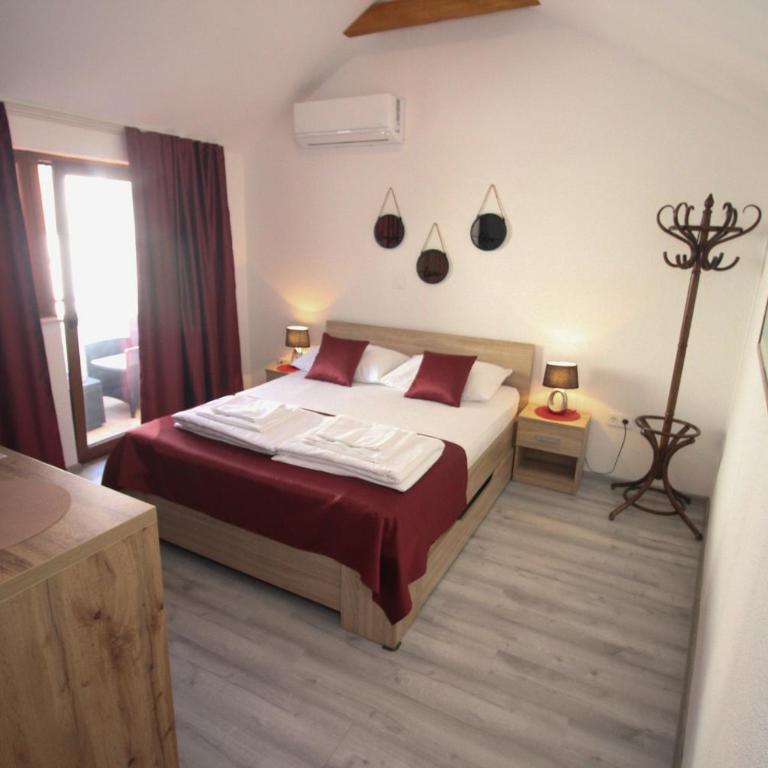 "VILLA DENY" Boutique HOTEL - included "FREE PARKING" - Deluxe Double Room with Balcony - 13