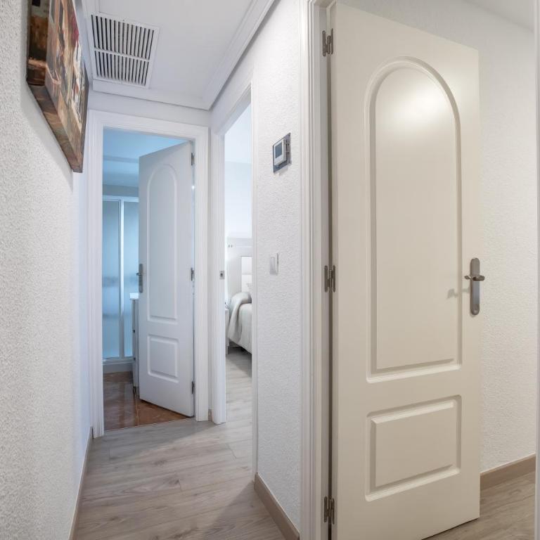 Apto Vallellano junto al casco histórico & Parking incluido - Two-Bedroom Apartment - 17