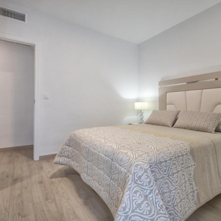 Apto Vallellano junto al casco histórico & Parking incluido - Two-Bedroom Apartment - 18