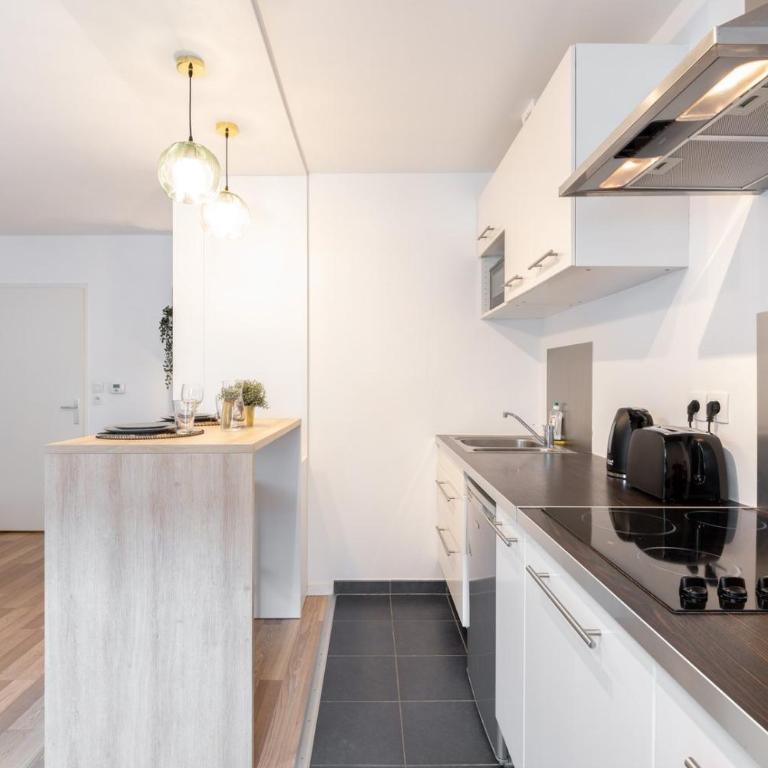 Wazemmes - Functional studio with parking space! - Apartment - 10