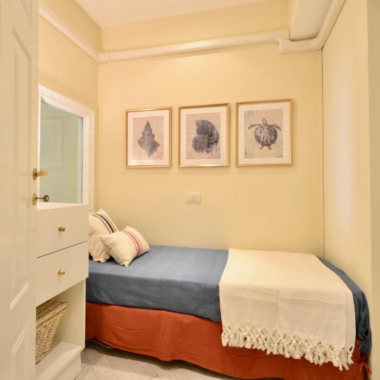 Gramsci 79 - Elegante appartamento fronte spiaggia con 3 posti letto - Two-Bedroom Apartment - 12