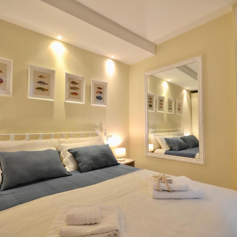 Gramsci 79 - Elegante appartamento fronte spiaggia con 3 posti letto - Two-Bedroom Apartment - 10