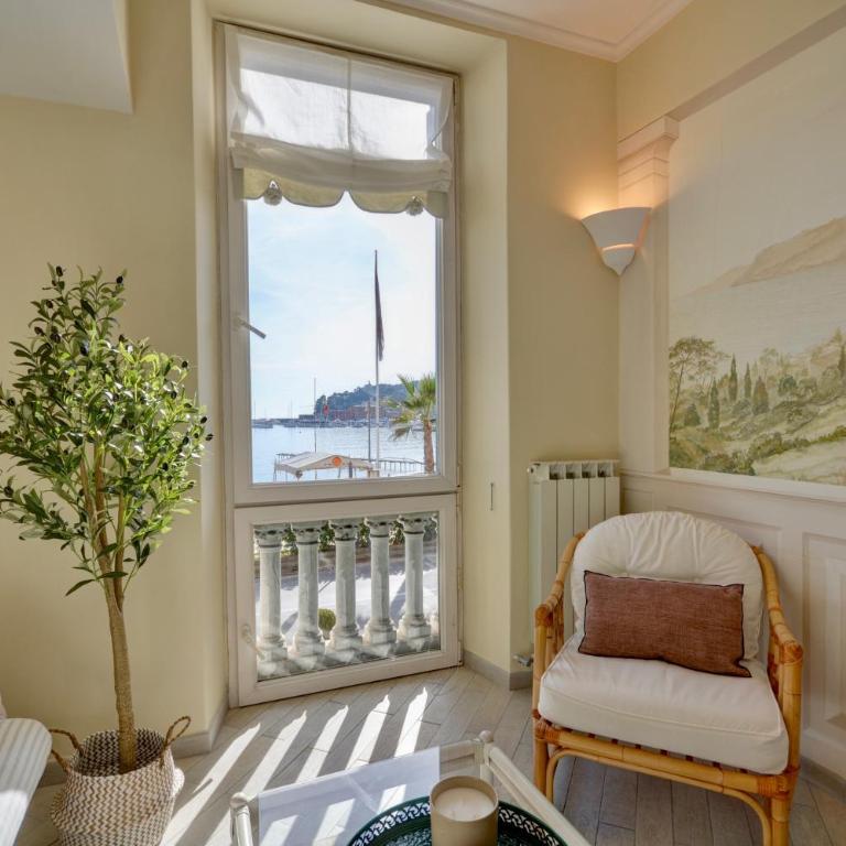 Gramsci 79 - Elegante appartamento fronte spiaggia con 3 posti letto - Two-Bedroom Apartment - 15