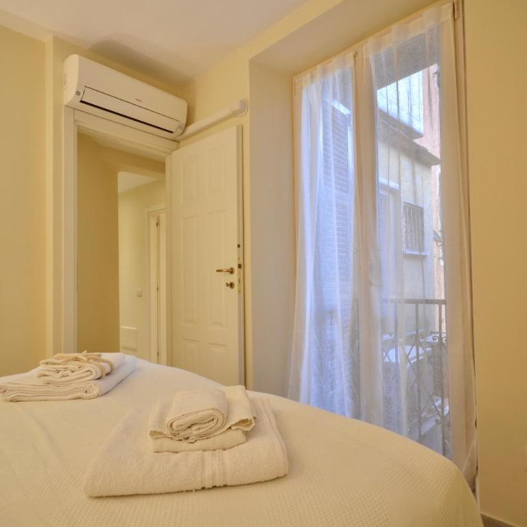 Gramsci 79 - Elegante appartamento fronte spiaggia con 3 posti letto - Two-Bedroom Apartment - 34