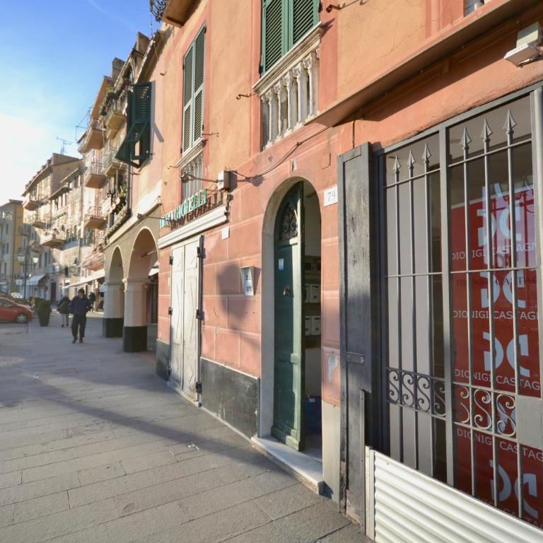 Gramsci 79 - Elegante appartamento fronte spiaggia con 3 posti letto - Two-Bedroom Apartment - 39